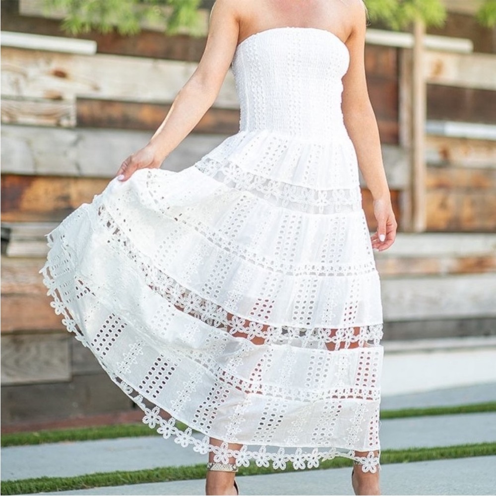 Strapless Embroidered Eyelet Tiered
Maxi Dress